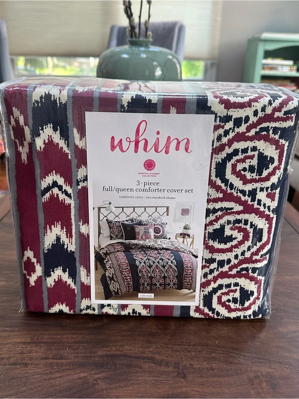 NWT Martha Stewart Whim Wild Child 3-piece Full/Queen Comforter burgundy